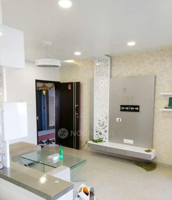 2 BHK Flat In Vista Luxuria for Rent  In Manjari Budruk