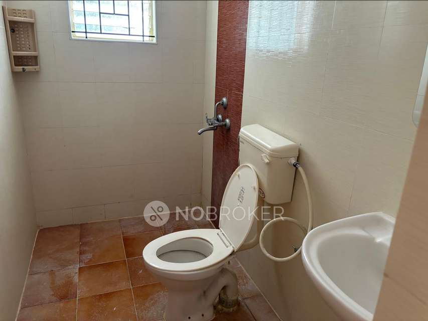 2 BHK Flat In P Dot G Emerald For Sale  In Electronic City