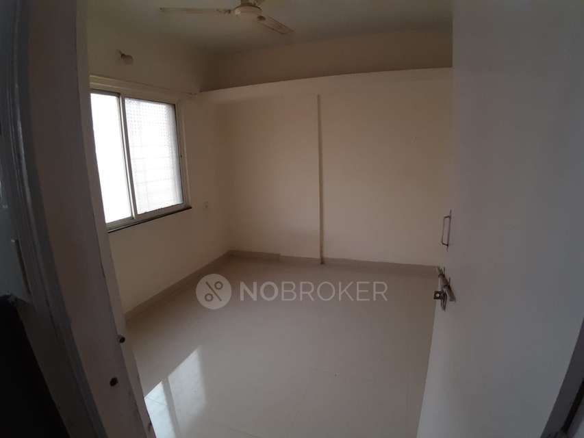 2 BHK Flat In Krushnakunj Society For Sale  In Manjari Budruk