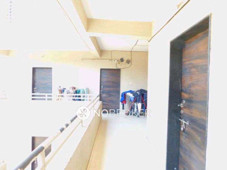 Single Room for Male In 1 RK  In  Hadapsar