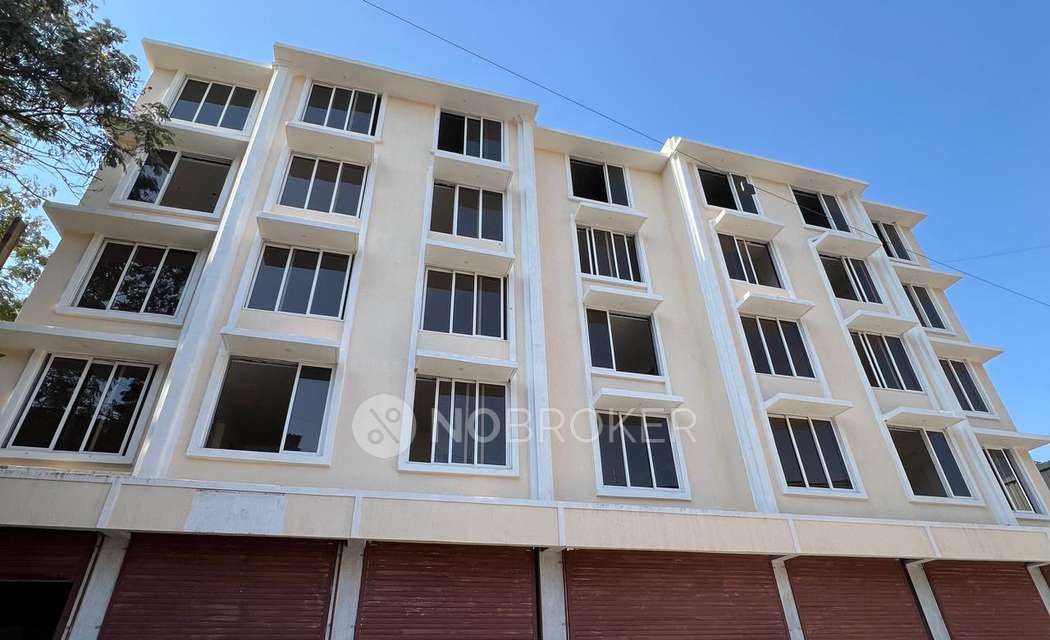 1 BHK Flat In Dadamiyas Emerald for Rent  In Halav Pool Kurla West Mumbai Kohinoor City Good Luck Dairy