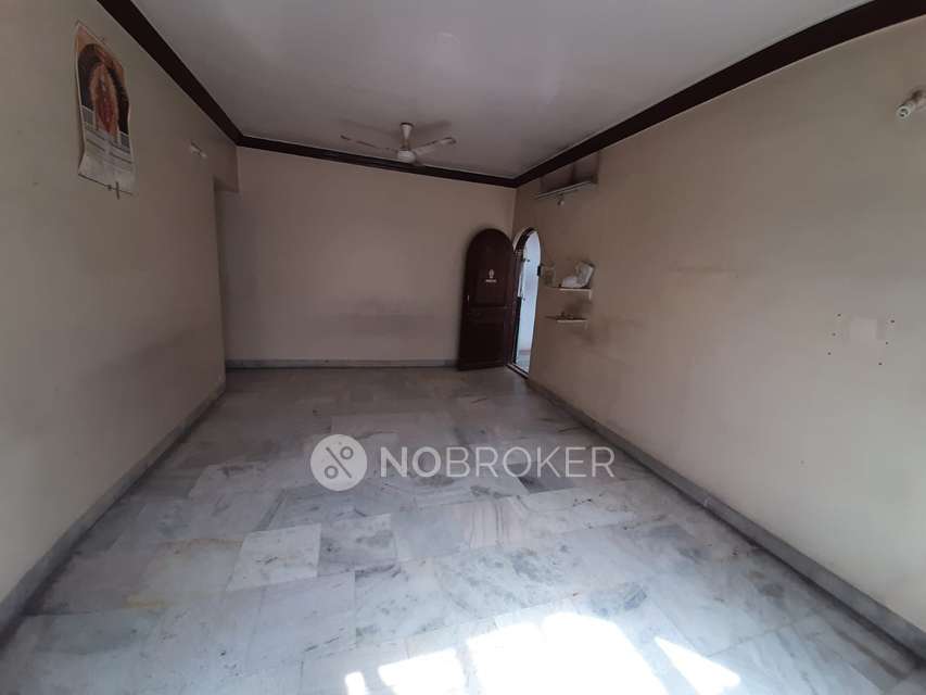 2 BHK Flat In Ajanta Complex For Sale  In Somwar Peth