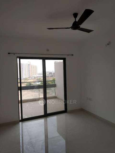 2 BHK Flat In Rohan Abhilasha Tower F for Rent  In Wagholi