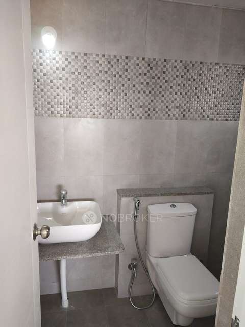 2 BHK Flat In Rohan Abhilasha Tower F for Rent  In Wagholi