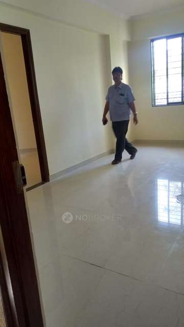 2 BHK Flat In Parkar Sadan For Sale  In Chembur