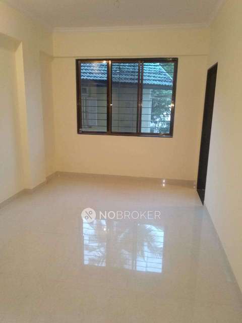 2 BHK Flat In Parkar Sadan For Sale  In Chembur