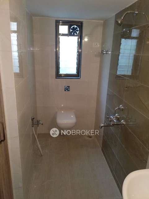 2 BHK Flat In Parkar Sadan For Sale  In Chembur