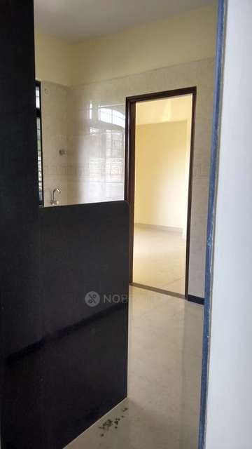 2 BHK Flat In Parkar Sadan For Sale  In Chembur