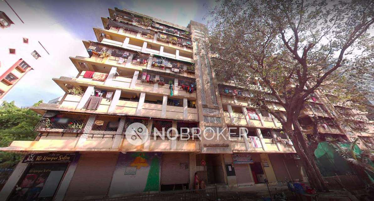 1 BHK Flat In Kumkum Building For Sale  In Wadala