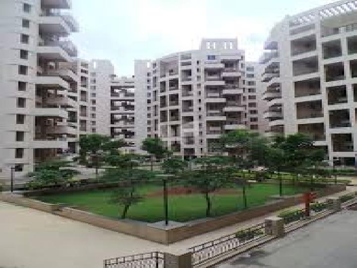Swiss county pimpri chinchwad Rent WITHOUT BROKERAGE Semifurnished 3