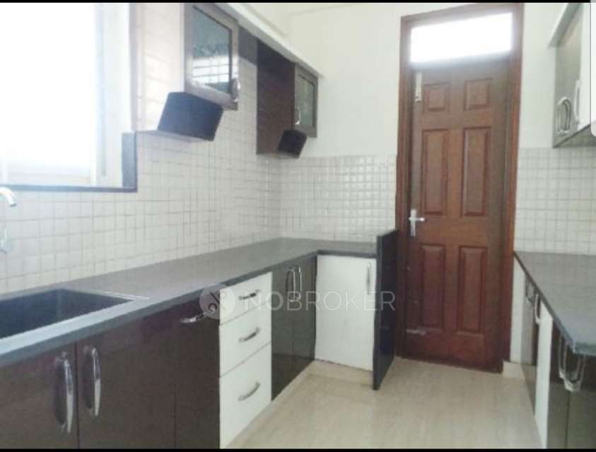 3 BHK Flat In Poorvi Tower For Sale  In Jp Nagar 7th Phase