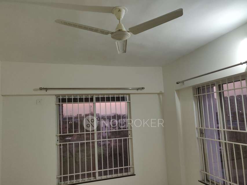 1 BHK Flat In Gayatrree Legacy  for Rent  In Moshi