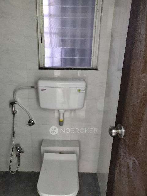 1 BHK Flat In Gayatrree Legacy  for Rent  In Moshi