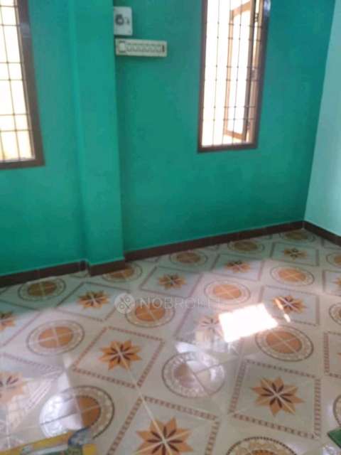 2 BHK Flat In Jai Maruthi Flats For Sale  In Arumbakkam