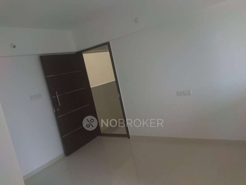 1 BHK Flat In Majestique Aqua for Rent  In Fursungi