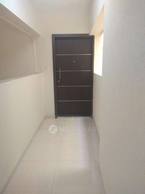 1 BHK Flat In Majestique Aqua for Rent  In Fursungi