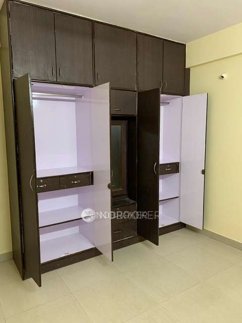 3 BHK Flat In Royal Park For Sale  In Bommanahalli