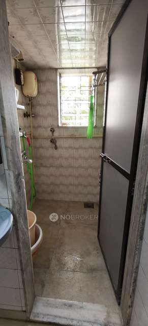 1 BHK Flat In Arihant Society For Sale  In Kandivali East