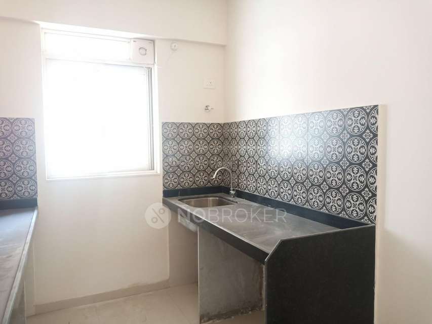 2 BHK Flat In Lodha Amara  For Sale  In Thane West