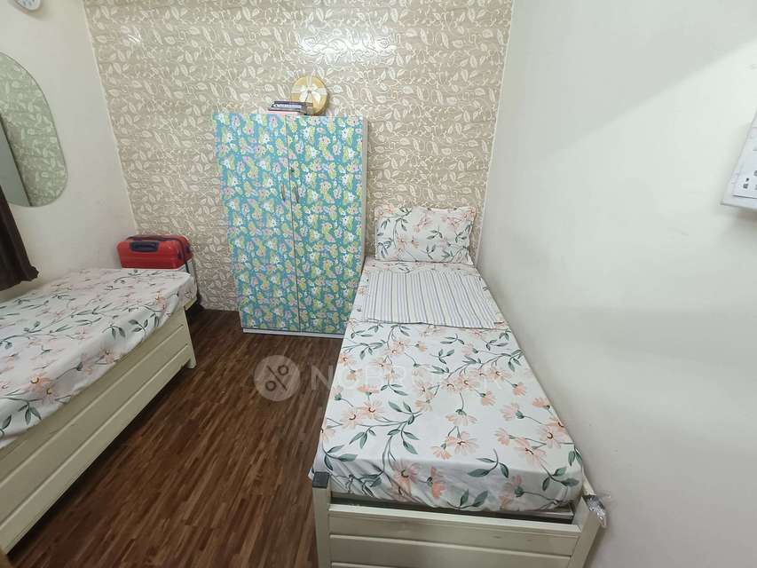 Shared Room for Female In 1 BHK  In Shivai Darshan Chs In Thane West