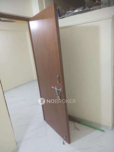 1 RK Flat In Ekta Society  For Sale  In Thane