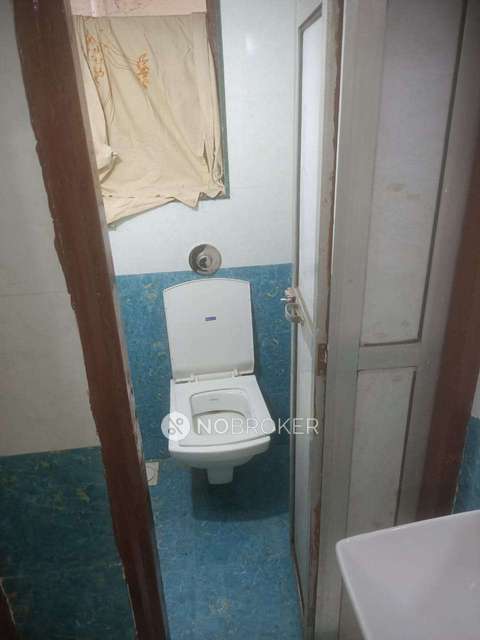 1 RK Flat In Ekta Society  For Sale  In Thane