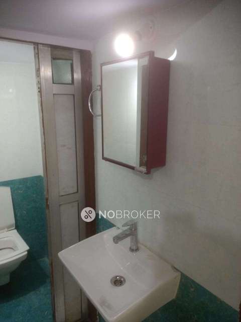 1 RK Flat In Ekta Society  For Sale  In Thane