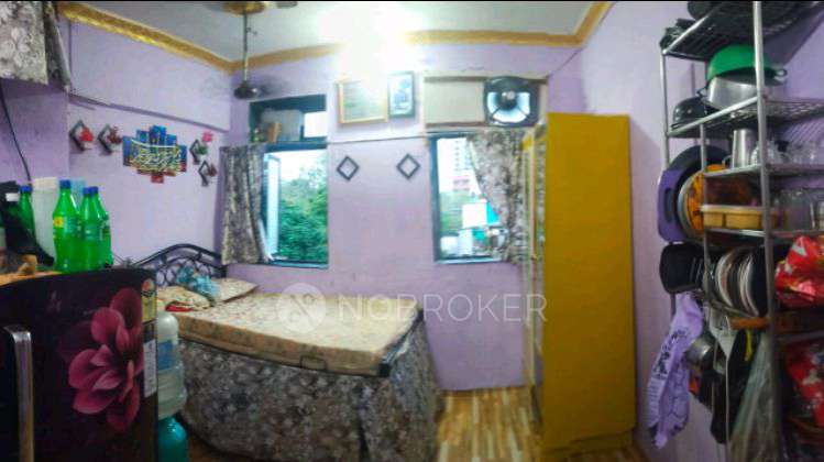 1 RK Flat In Abdullah Mension 7a Fidali Bilding For Sale  In Kurla West