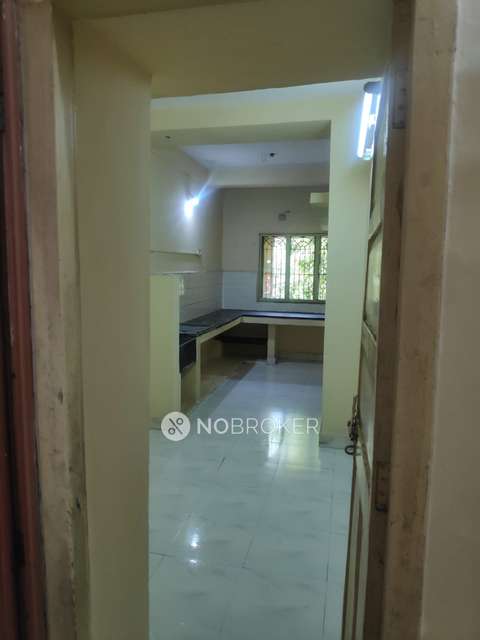 2 BHK Flat In Lotus Colony Apartment For Sale  In  Annanagar East