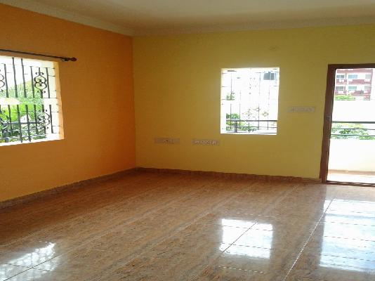 2 BHK House for Rent  In Babusapalya Bus Stand, Service Road, Babusabpalya, Hennur Gardens, Bengaluru, Karnataka, India