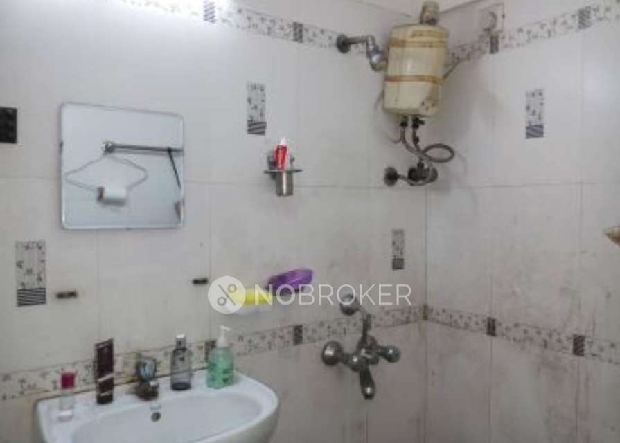 2 BHK Flat In Flamingo Apartments For Sale  In Malad West