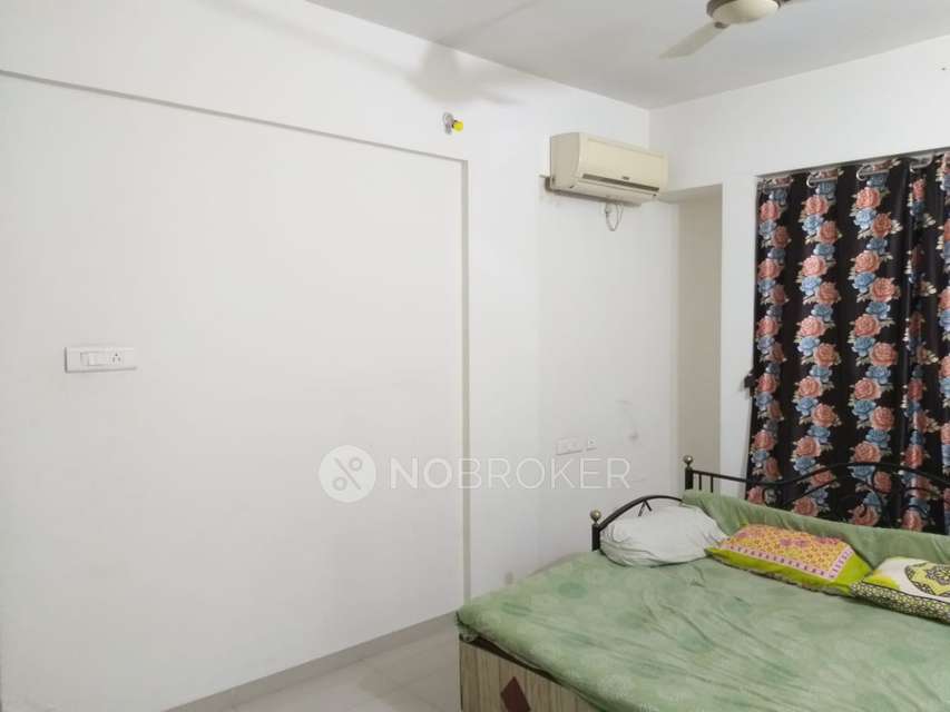 2 BHK Flat In Wisdom Apt For Sale  In Wanowrie