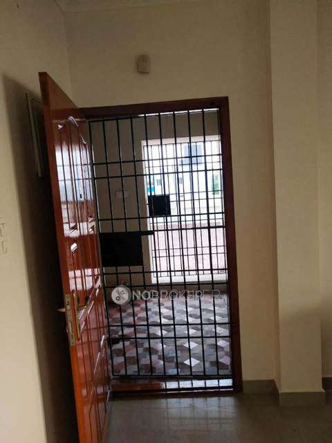 2 BHK Flat In Aradhana Apartments  For Sale  In Anakaputhur