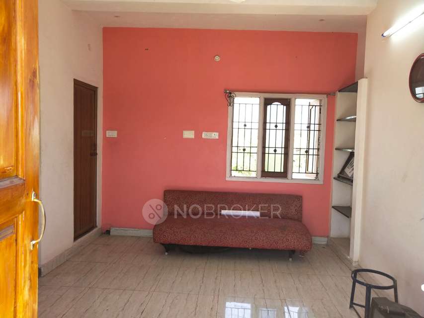 1 BHK Flat In Standalone Building  for Rent  In Madhavaram 
