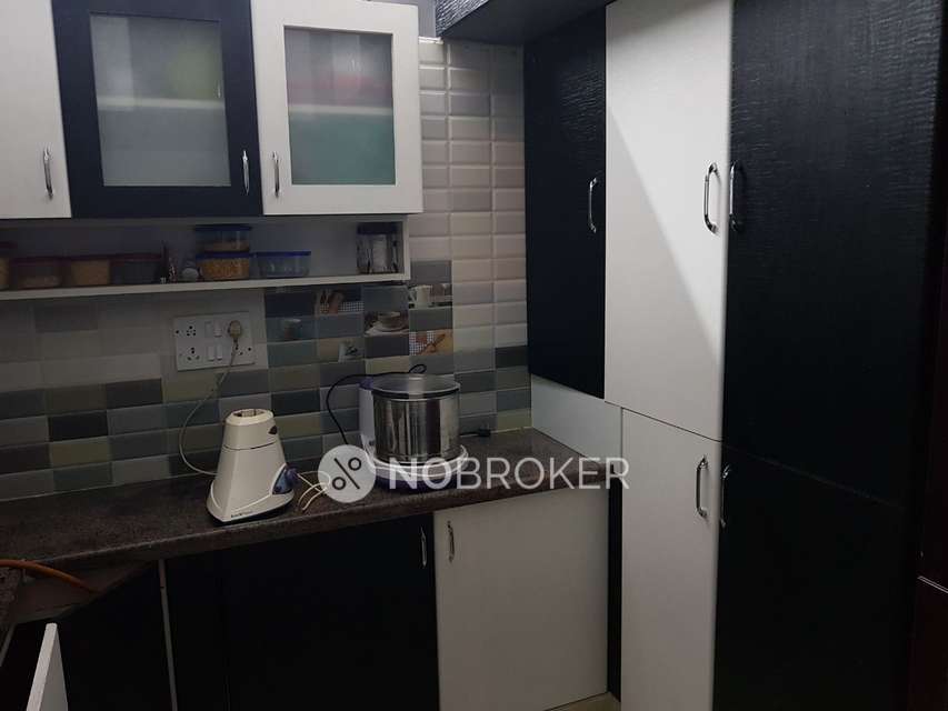 2 BHK Flat In Vaishnavi Apartment  For Sale  In Korattur