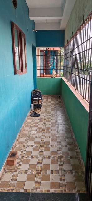 2 BHK Flat In Vaishnavi Apartment  For Sale  In Korattur