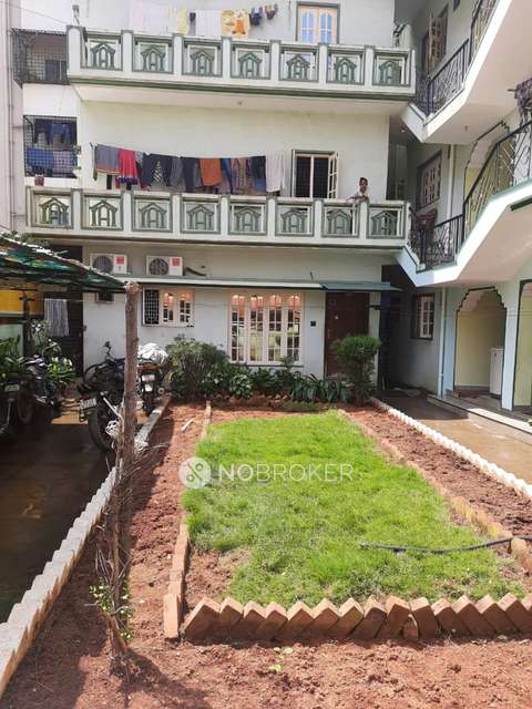 4+ BHK Flat For Sale  In Yeshwanthpur