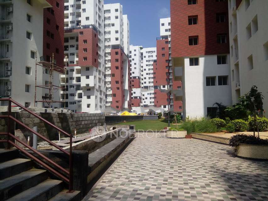 3 BHK Flat In Osian Chlorophyll For Sale  In Porur