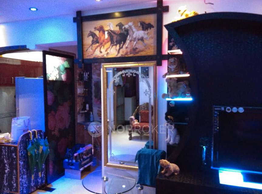 2 BHK Flat In Meher Manzil Chs For Sale  In Mahim