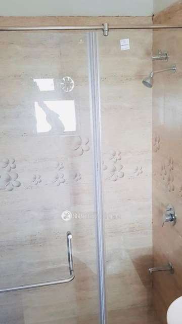 3 BHK Flat In Rishabh Heights For Sale  In Borivali West