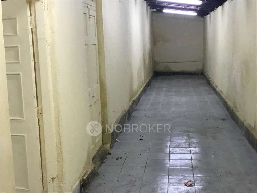 Godown/Warehouse in Byculla West, Mumbai for Rent 