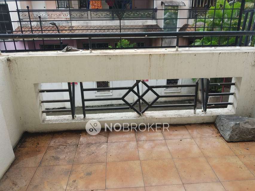 2 BHK Flat In Vastu Samruddhi Society for Rent  In Hadapsar