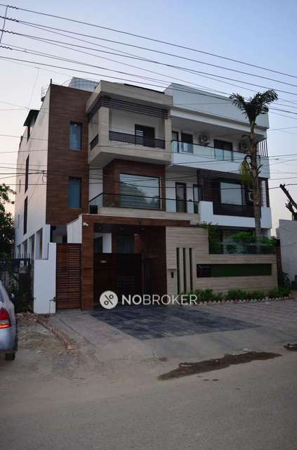 PG for Boys in Sector 25