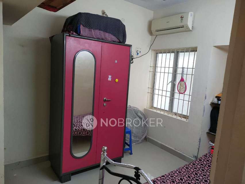 2 BHK Flat In Tnhb Society For Sale  In Madurapakkam