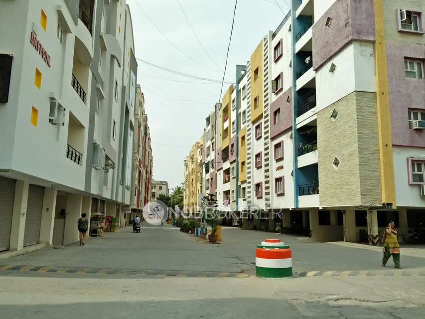 4 BHK Flat In Lake Nestars For Sale  In Miyapur