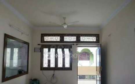 2 BHK House for Rent  In Toli Chowki