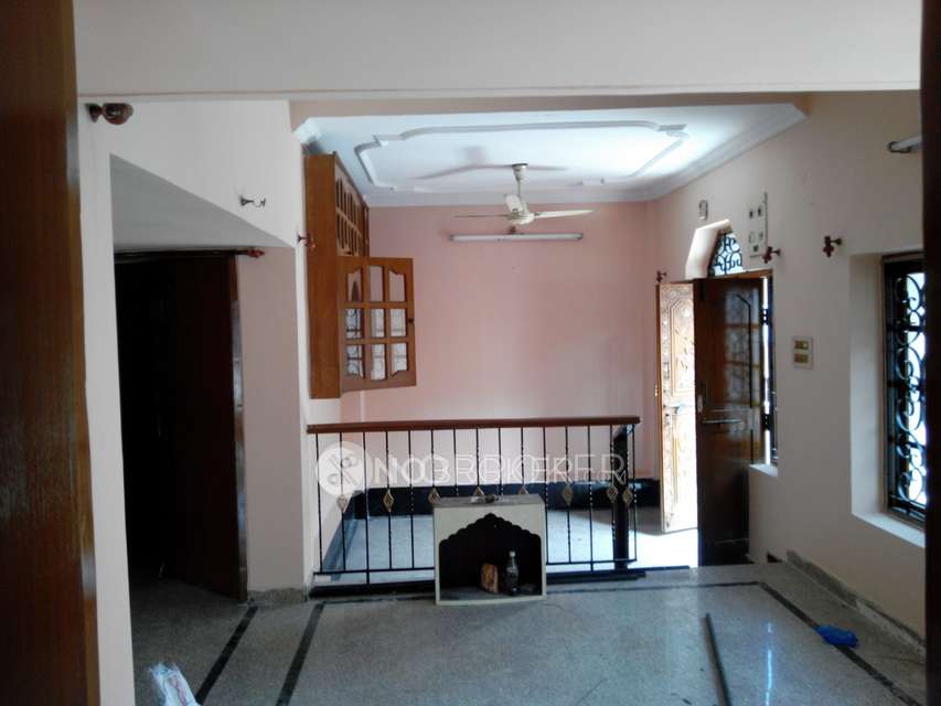 2 BHK Flat In Vedant Paradise For Sale  In Malakpet