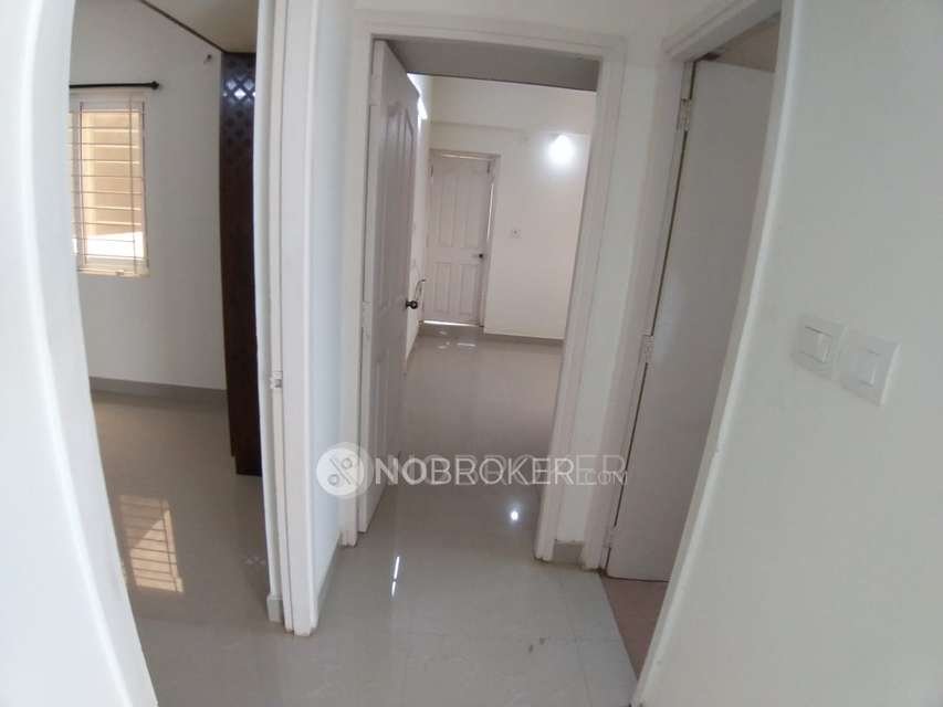 2 BHK Flat In Amarprakash Temple Wave For Sale  In Kundrathur