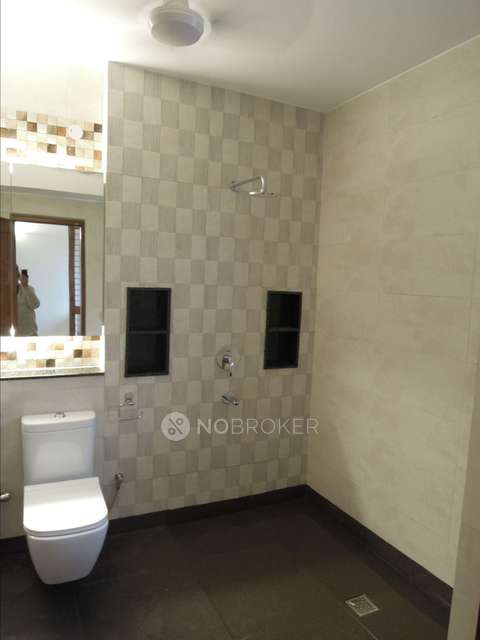 4 BHK Flat In Gitanjali Enclave For Sale  In Malviya Nagar