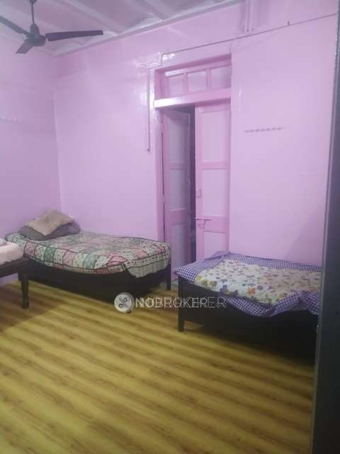 PG for Boys in Marine Lines East